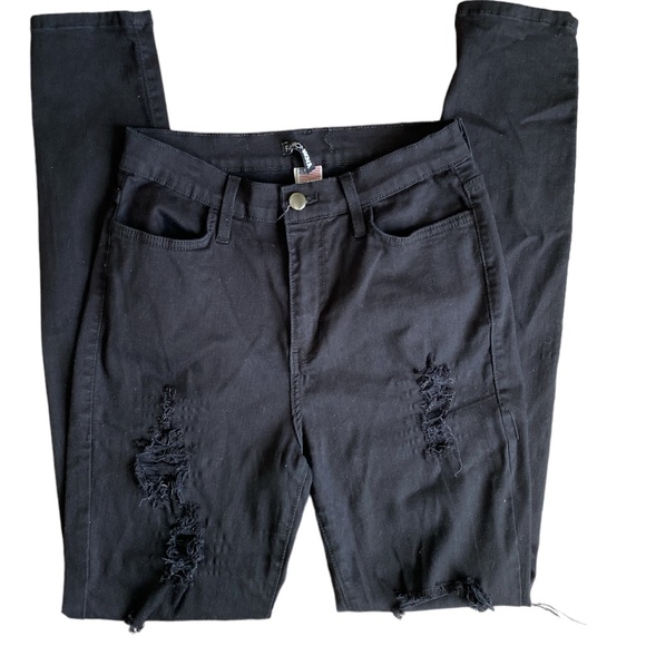 Fashion Nova High Rise Distressed Jeans Size 9 Waist 28 - Picture 1 of 2